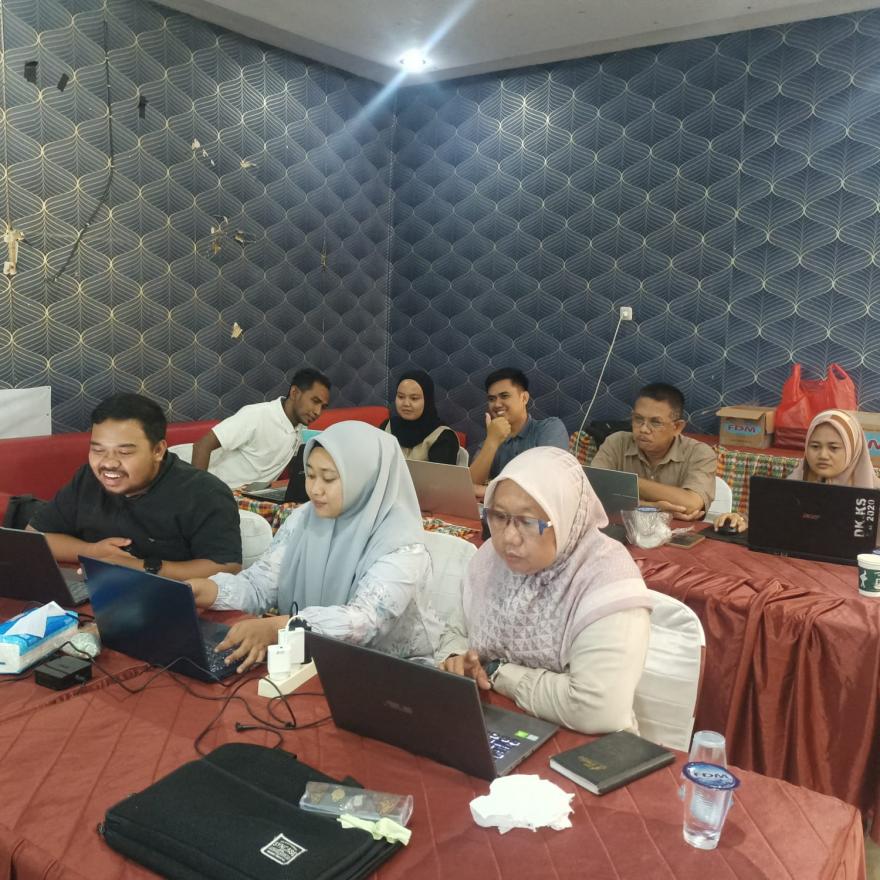 BKAD Sabbangparu Gelar Pelatihan Penginputan Web Desa, Dorong Digitalisasi Informasi Pemerintahan